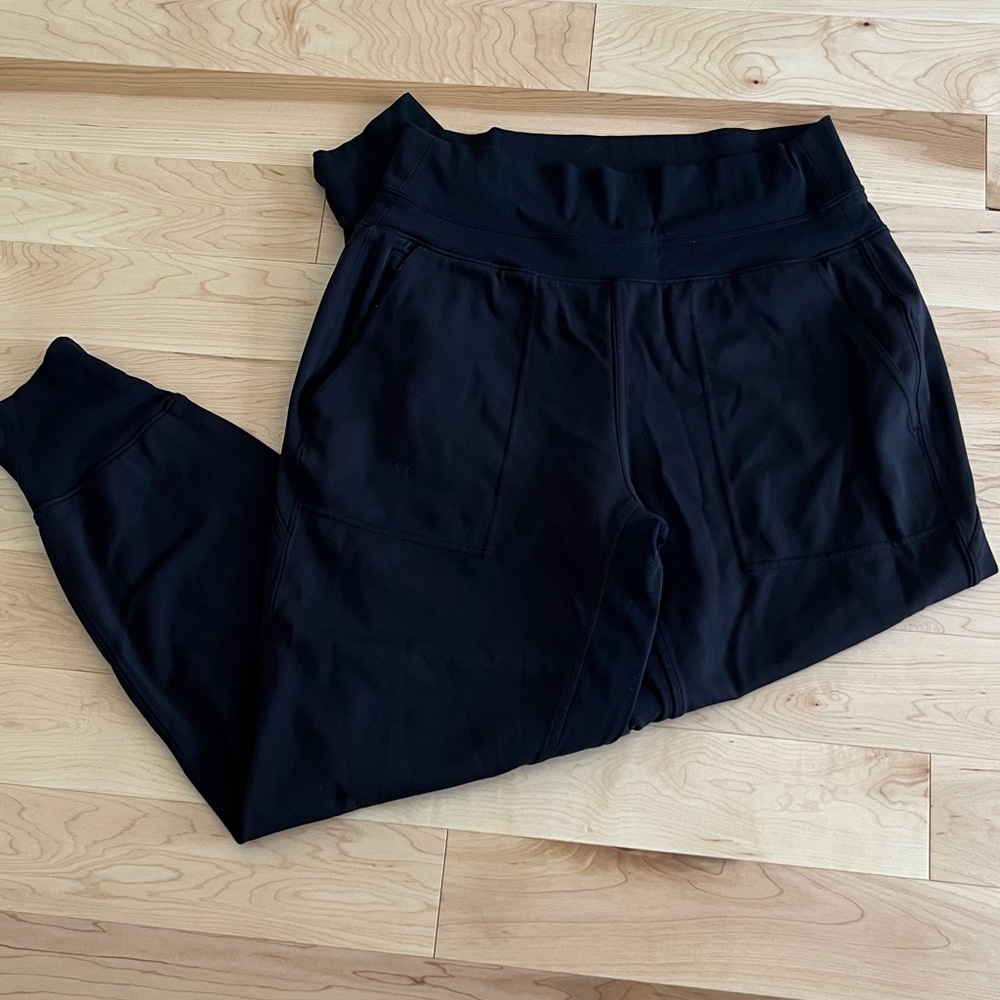 Athleta Venice Jogger Black Bomber Jacket